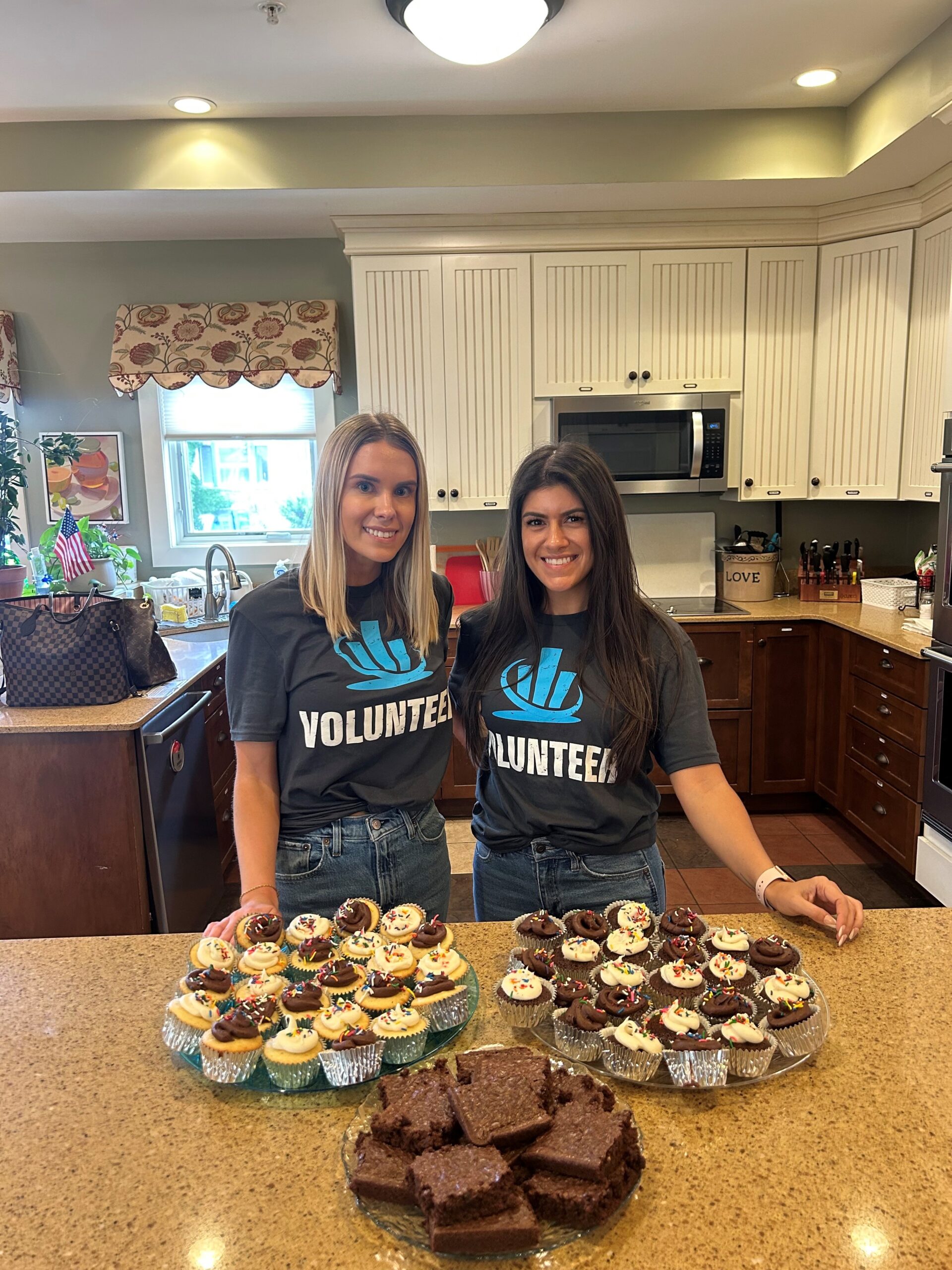 northeastern insurance volunteers at ronald mcdonald house