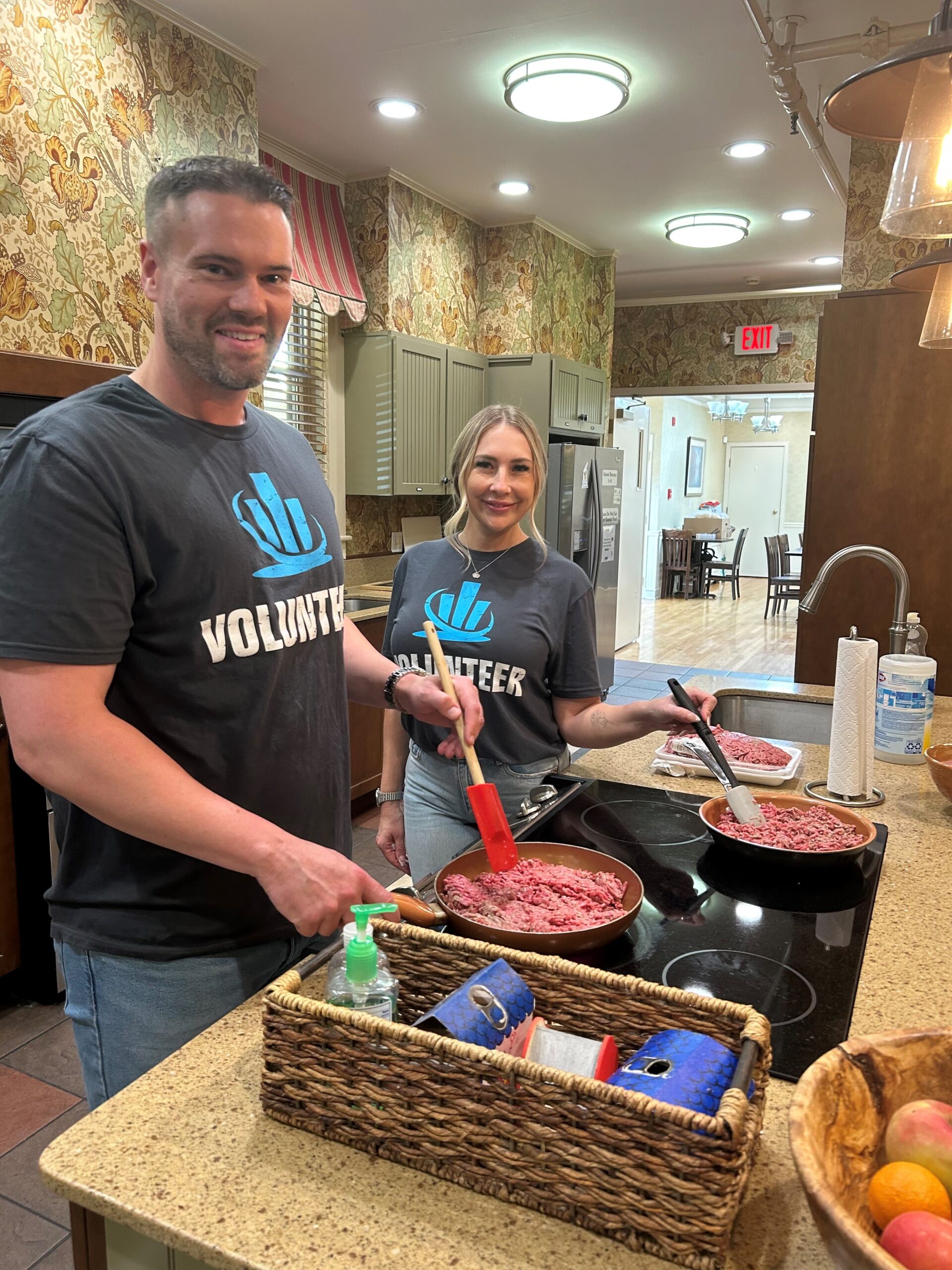 northeastern employees volunteer week at ronald mcdonald house