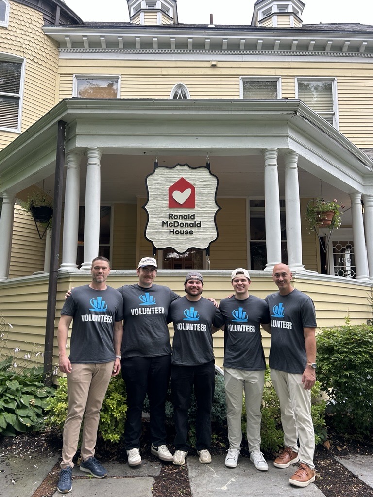 northeastern insurance volunteers at ronald mcdonald house love is served program