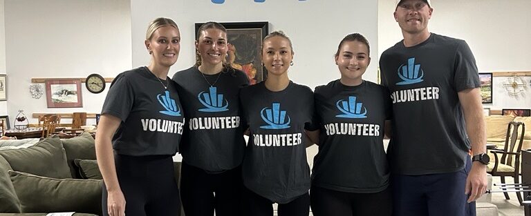 northeastern insurance volunteers at habitat for humanity restore program